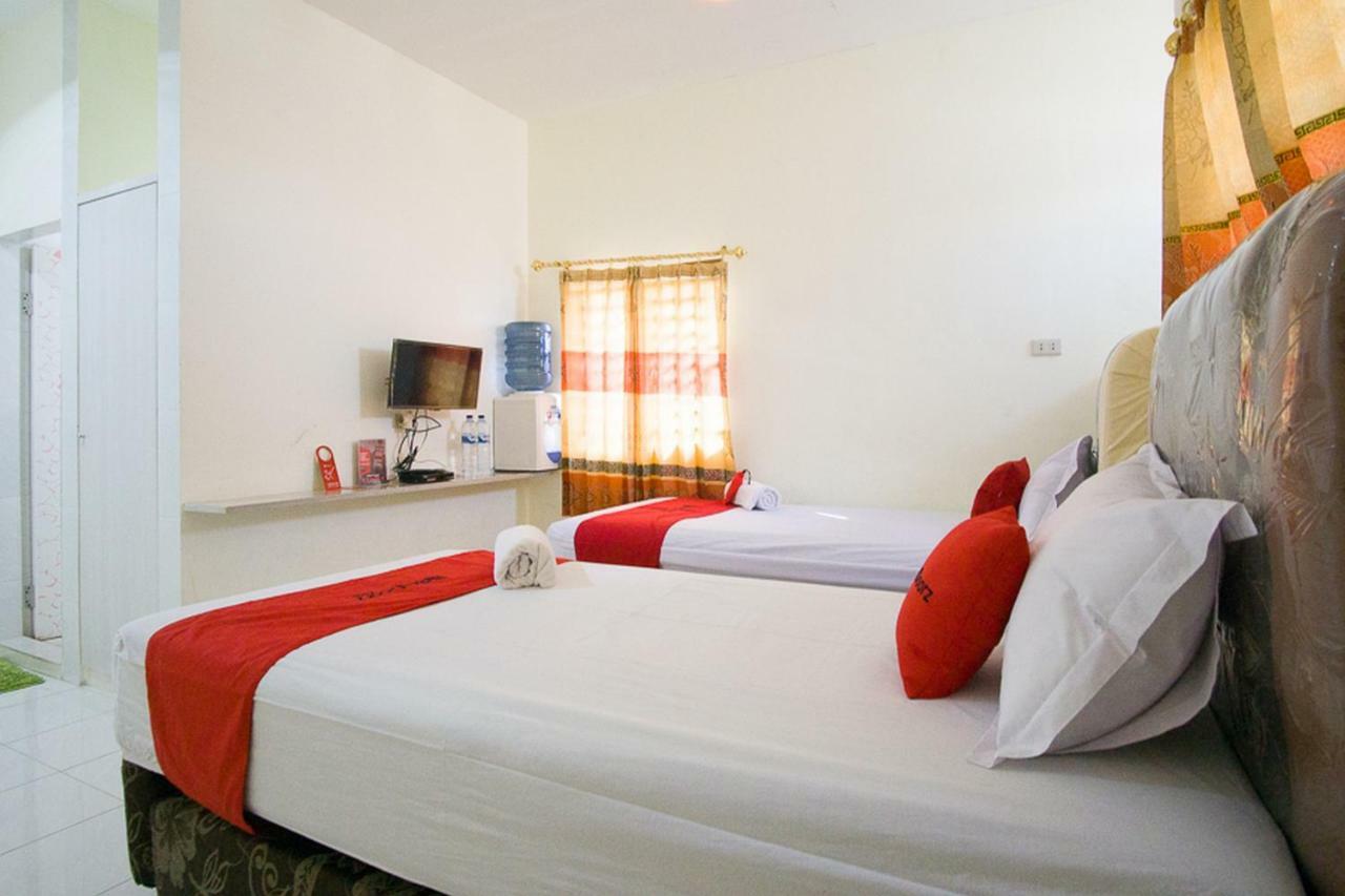 Reddoorz @ Pematangsiantar 2 Hotel Exterior photo