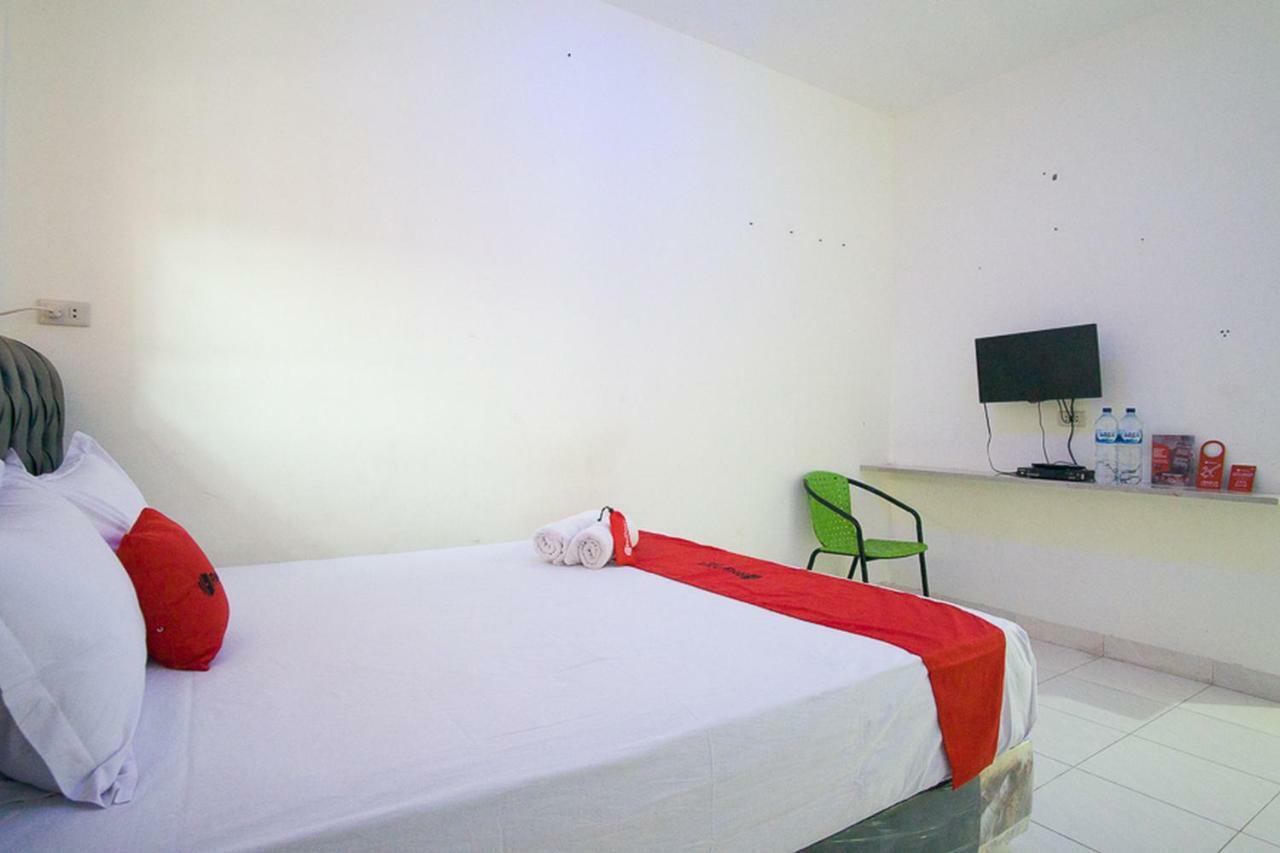 Reddoorz @ Pematangsiantar 2 Hotel Exterior photo